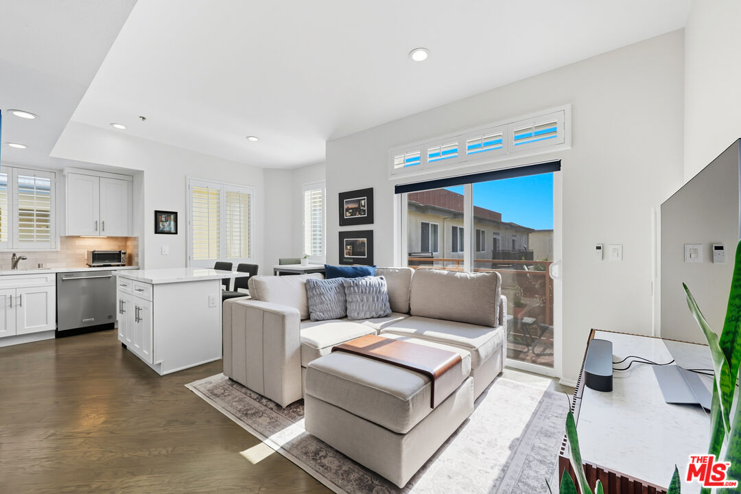 13200 Pacific Promenade Prome Unit: 409