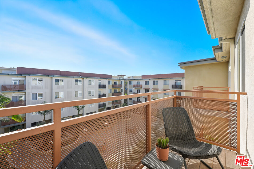 13200 Pacific Promenade Prome Unit: 409