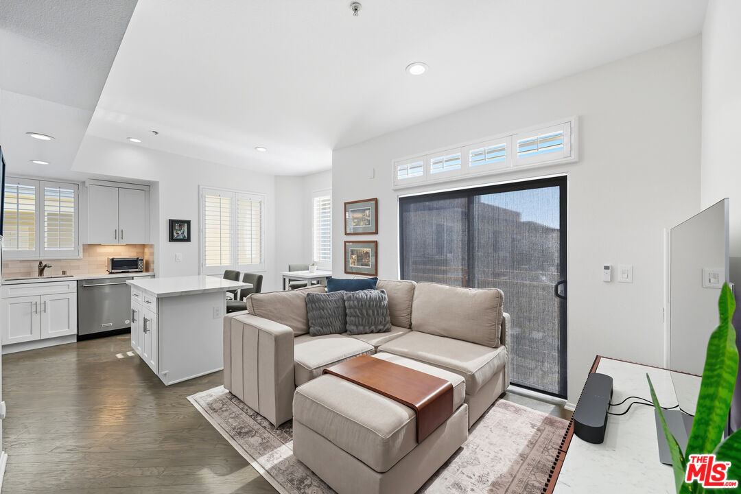 13200 Pacific Promenade Prome Unit: 409