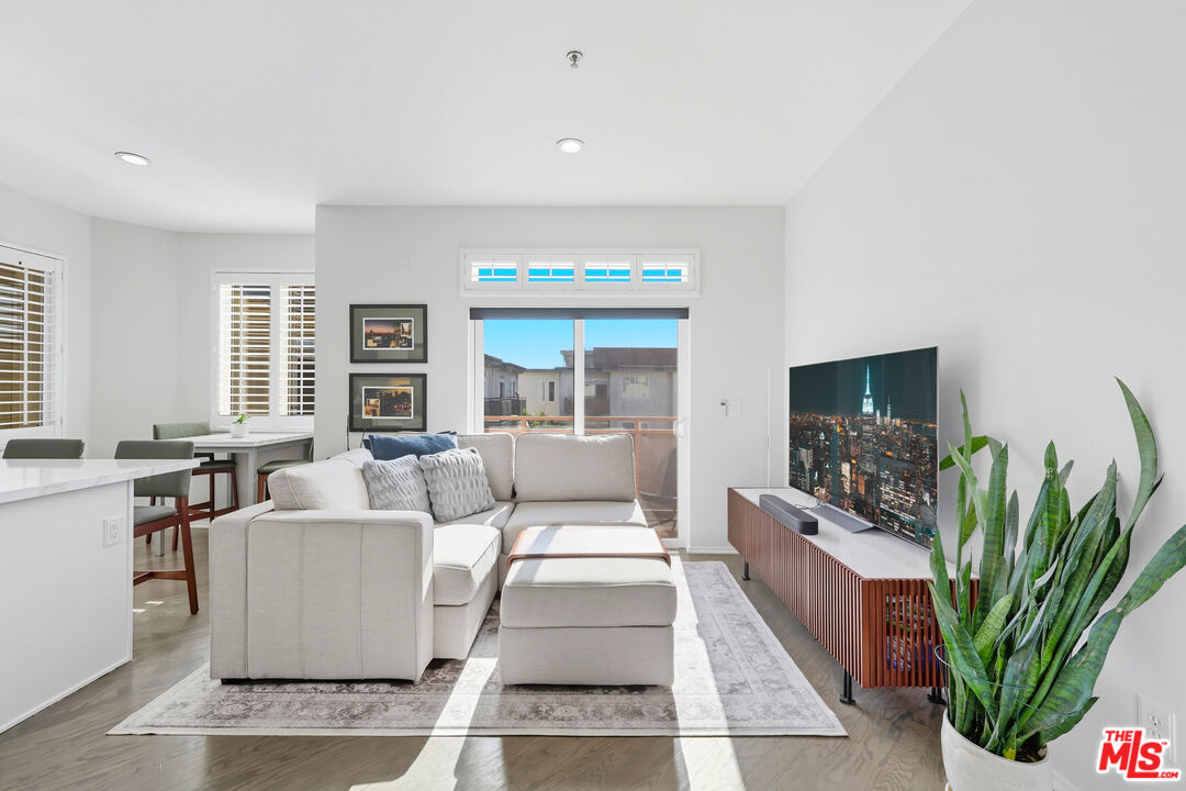 13200 Pacific Promenade Prome Unit: 409