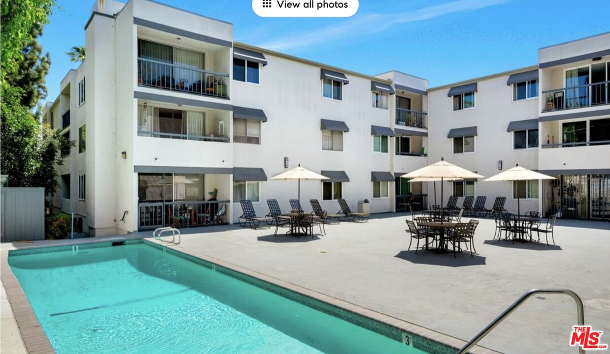 8535 W West Knoll Dr Unit: 109