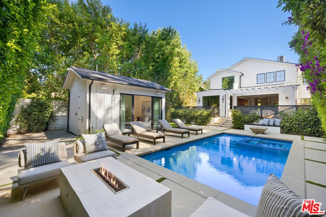 15125 Valley Vista Blvd