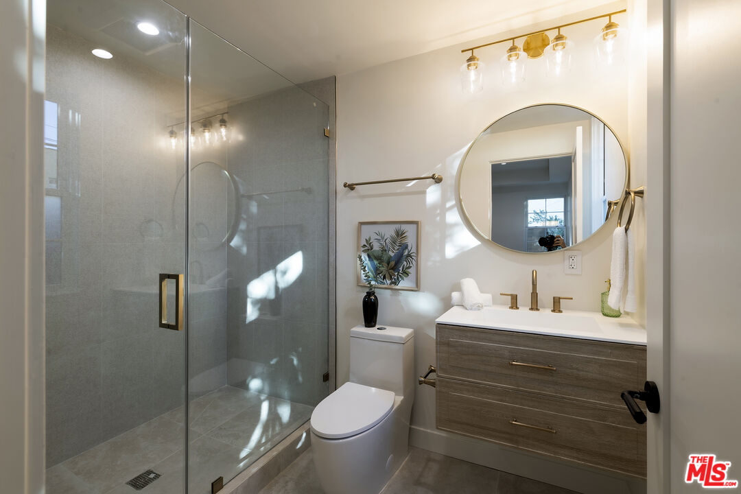 1201 N Vista St Unit: 1201-1203