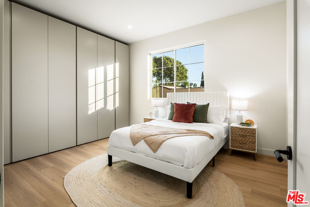 1201 N Vista St Unit: 1201-1203