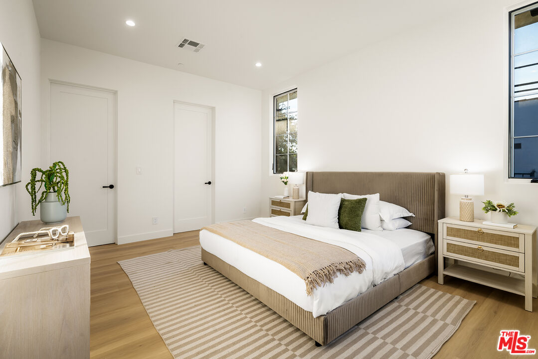 1201 N Vista St Unit: 1201-1203