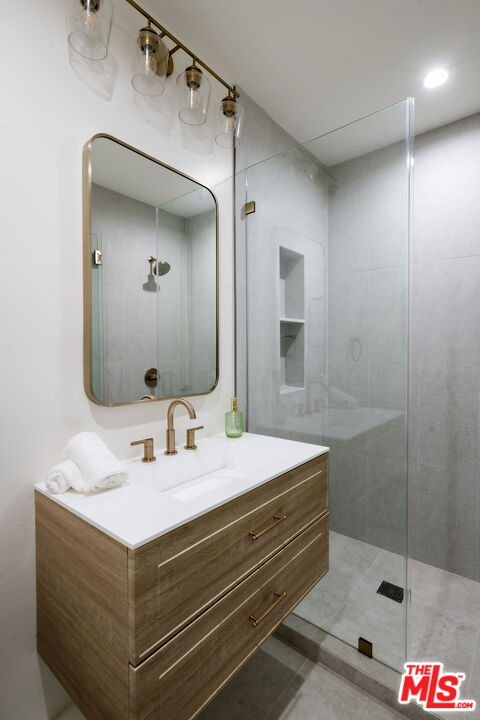 1201 N Vista St Unit: 1201-1203