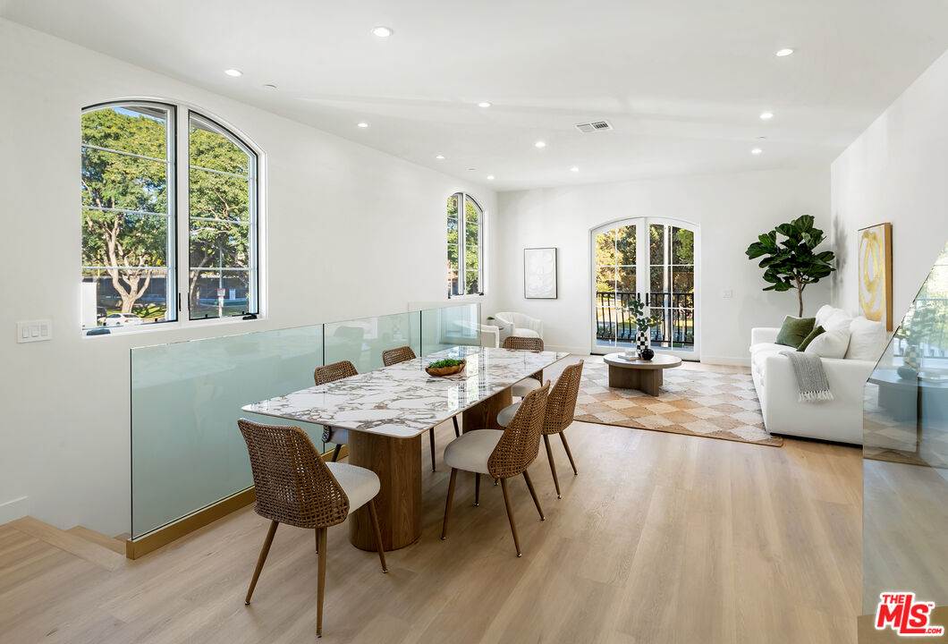 1201 N Vista St Unit: 1201-1203