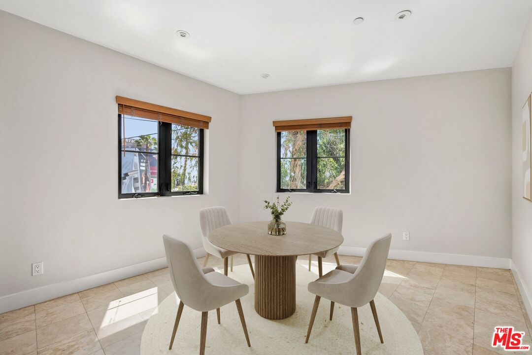 8788 Shoreham Dr Unit: 23