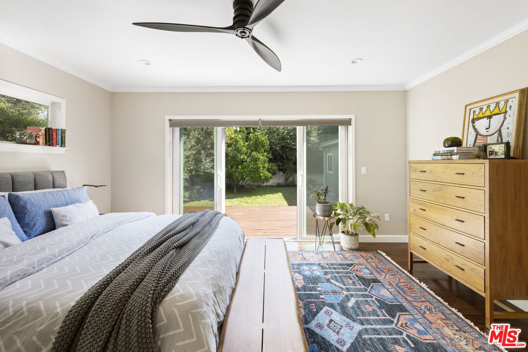 1772 S Orange Grove AVE