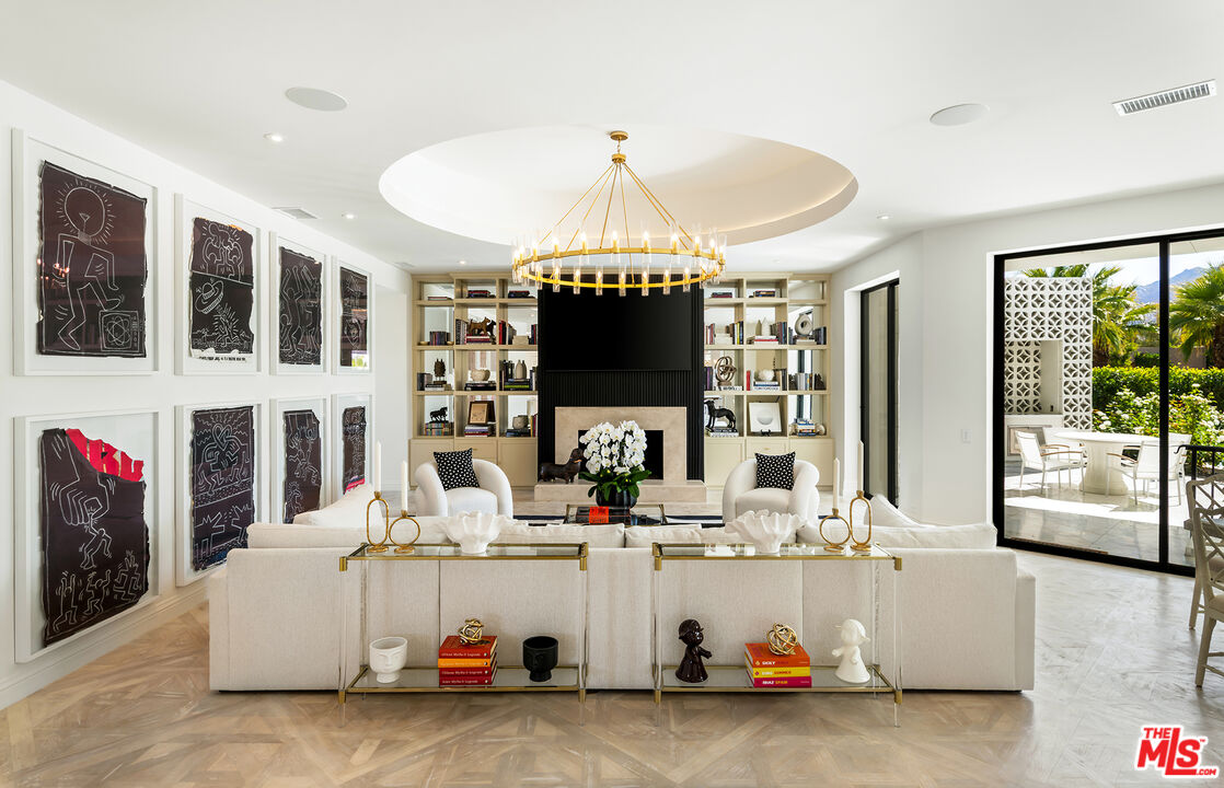 74300 Quail Lakes Dr