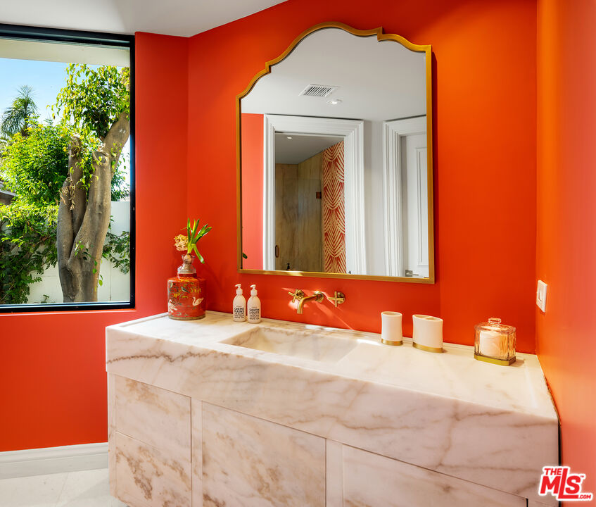 74300 Quail Lakes Dr