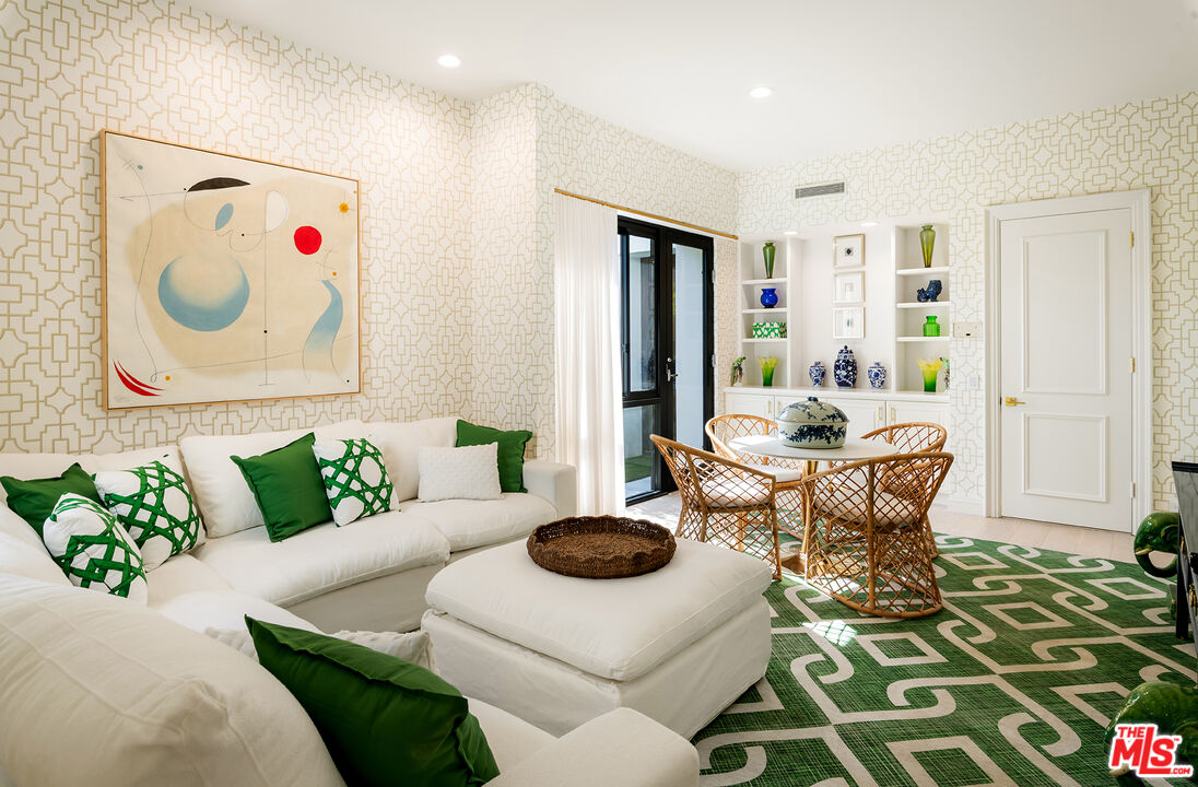 74300 Quail Lakes Dr