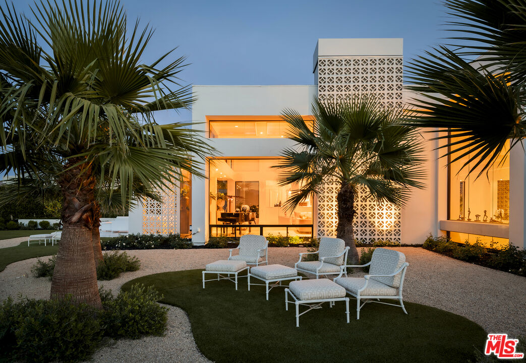 74300 Quail Lakes Dr