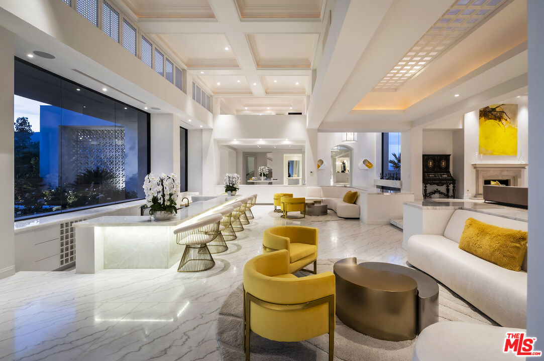 74300 Quail Lakes Dr