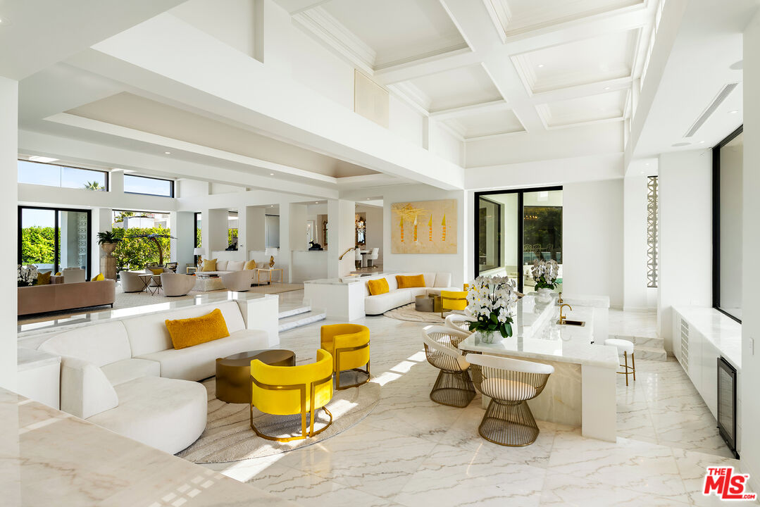 74300 Quail Lakes Dr