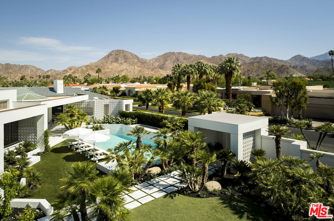 74300 Quail Lakes Dr