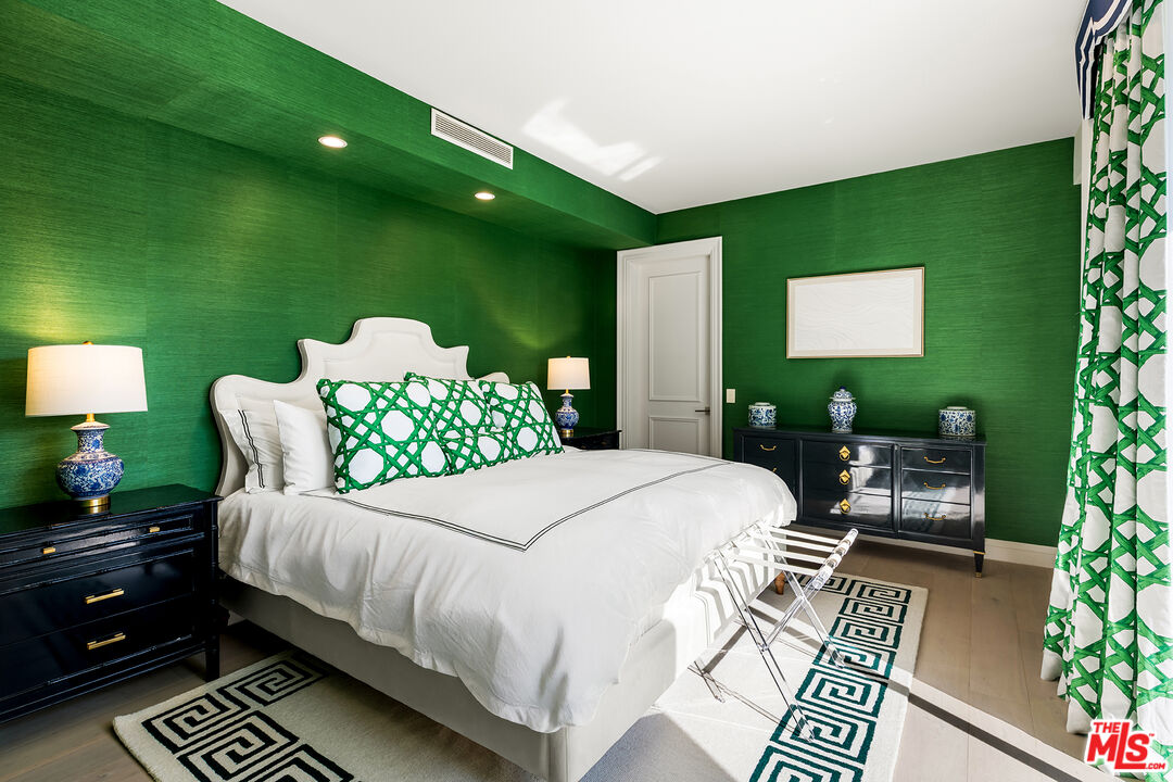 74300 Quail Lakes Dr