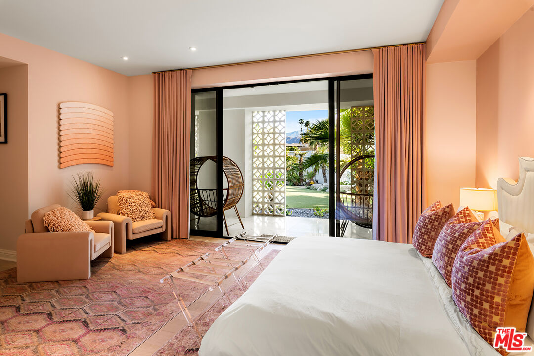 74300 Quail Lakes Dr