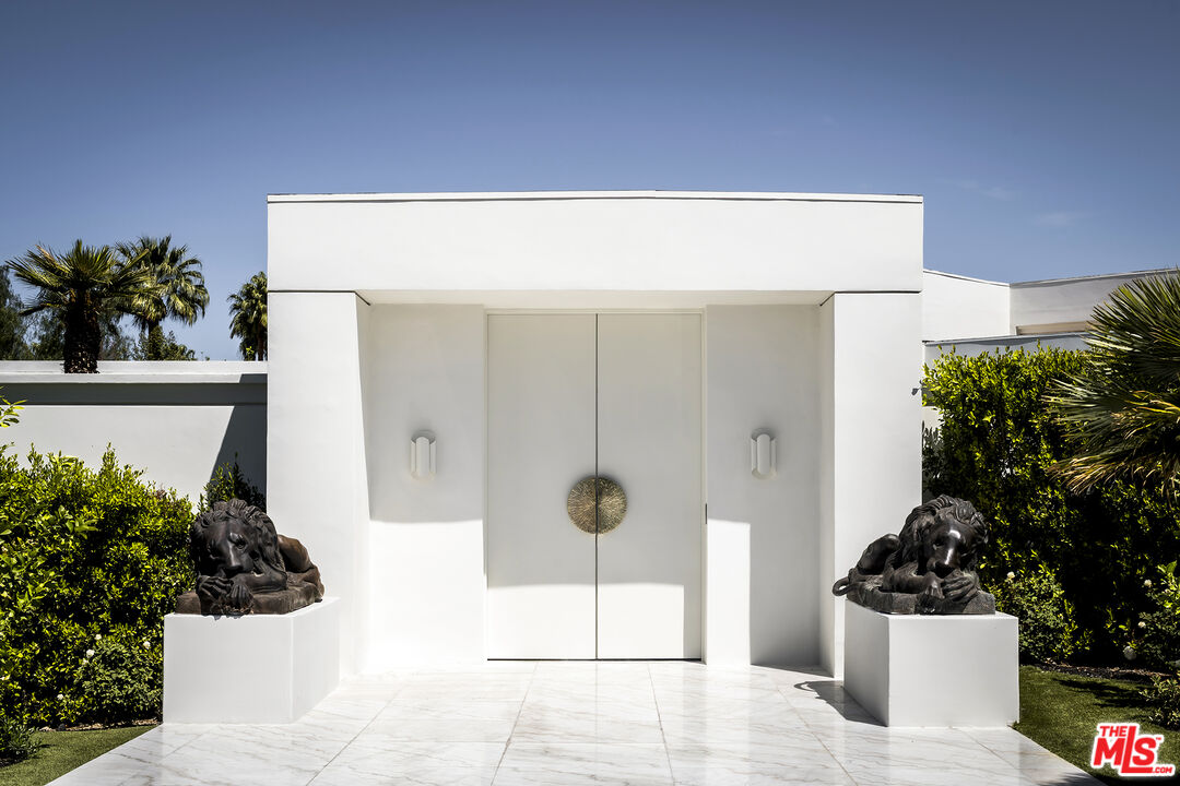 74300 Quail Lakes Dr