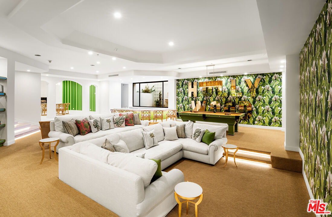 74300 Quail Lakes Dr