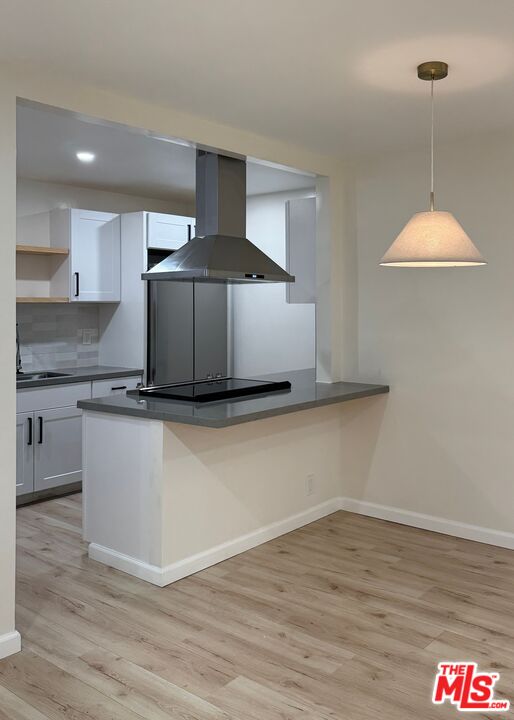 5651 Sumner Way Unit: 309