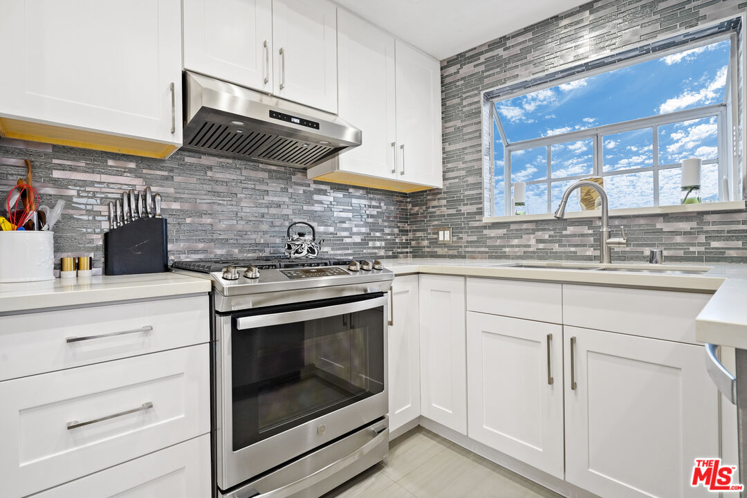 10627 Ashton Ave Unit: 302