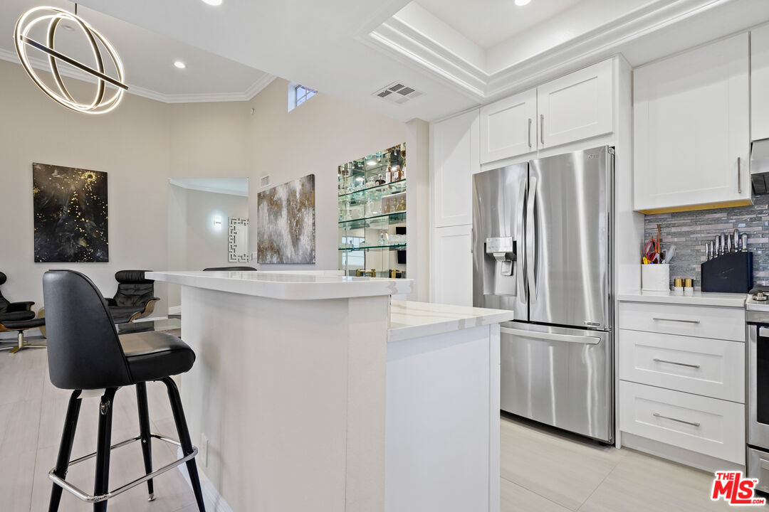 10627 Ashton Ave Unit: 302