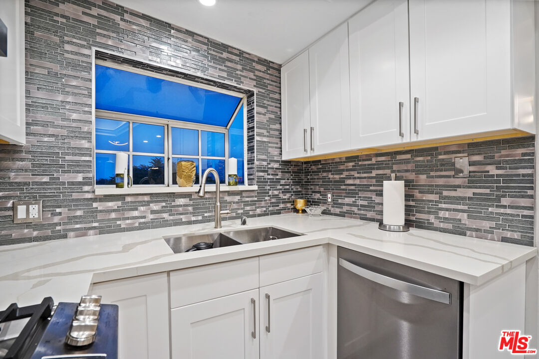 10627 Ashton Ave Unit: 302