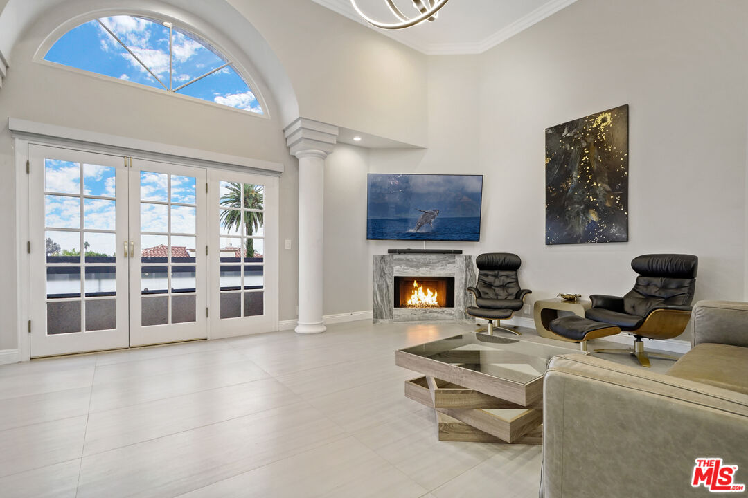 10627 Ashton Ave Unit: 302