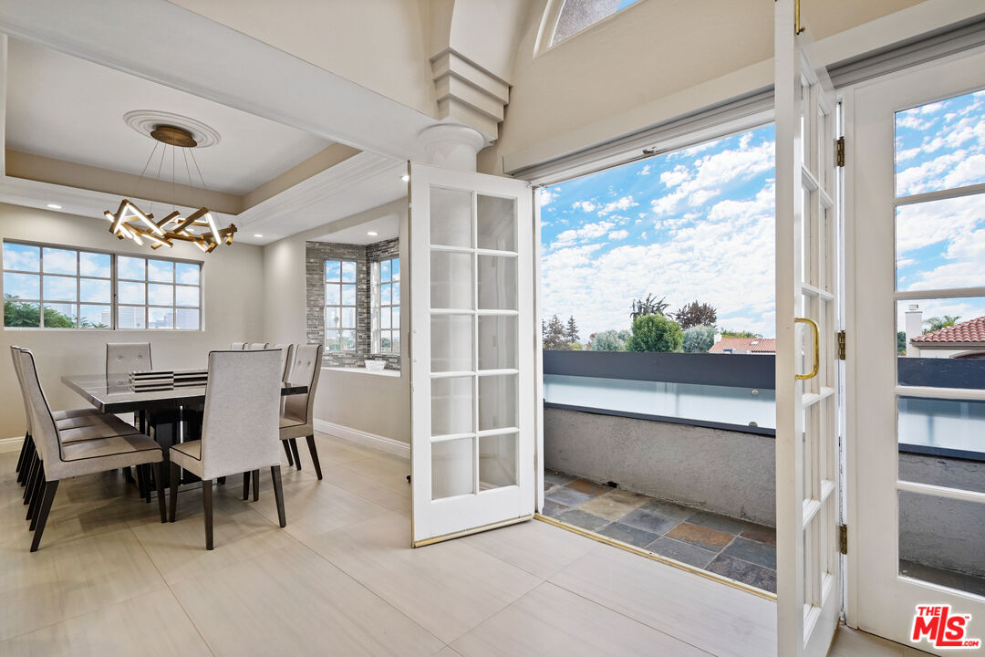 10627 Ashton Ave Unit: 302