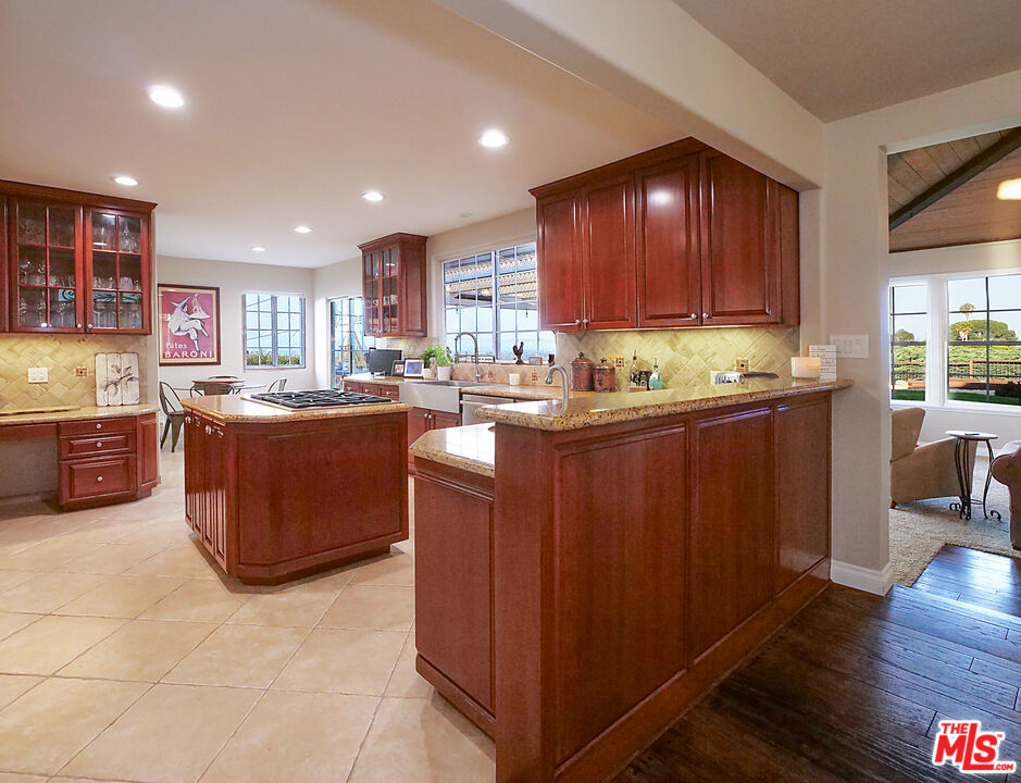 26228 Birchfield Ave