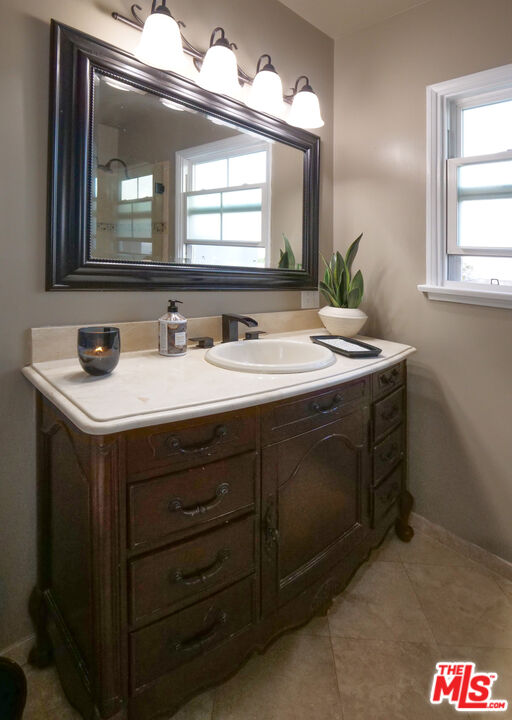 26228 Birchfield Ave