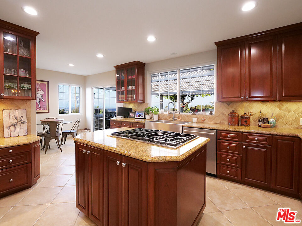 26228 Birchfield Ave