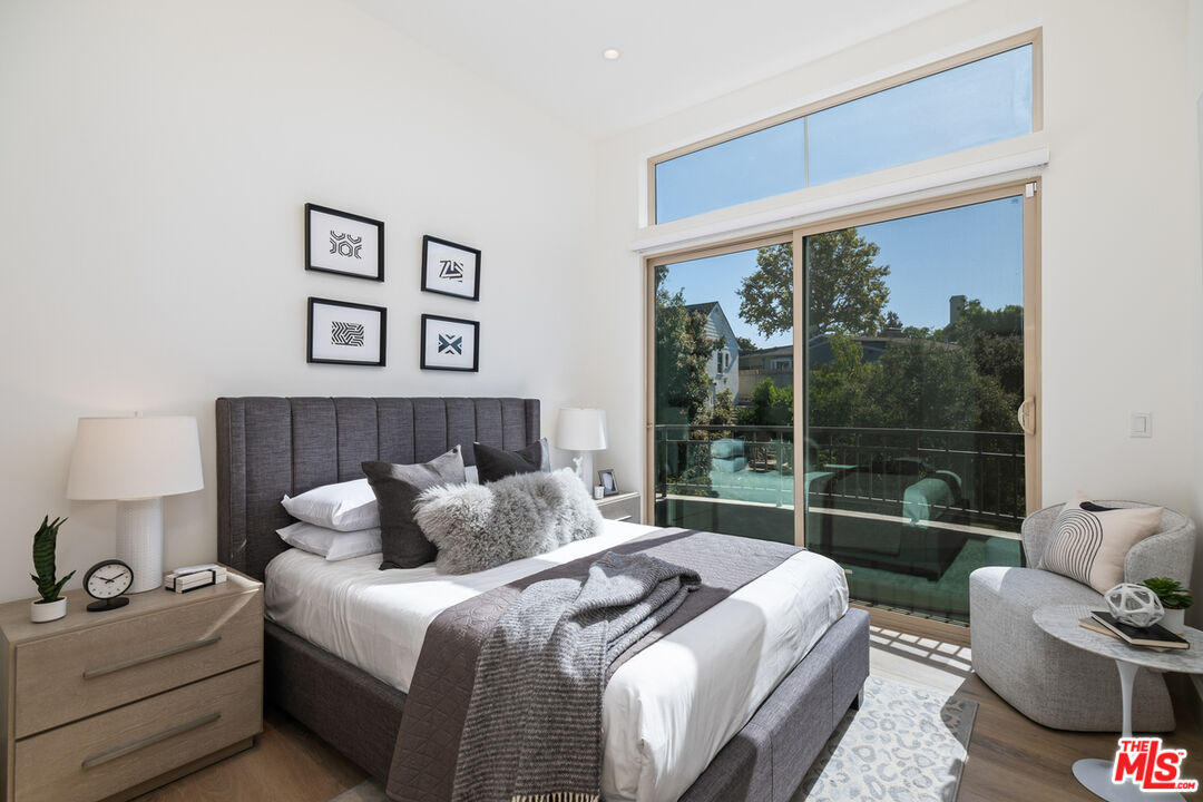 130 S Sepulveda Blvd Unit: 412