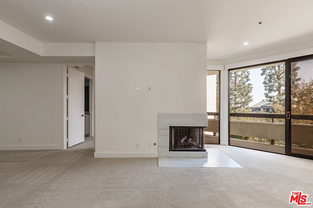 2102 Century Park Ln Unit: 311