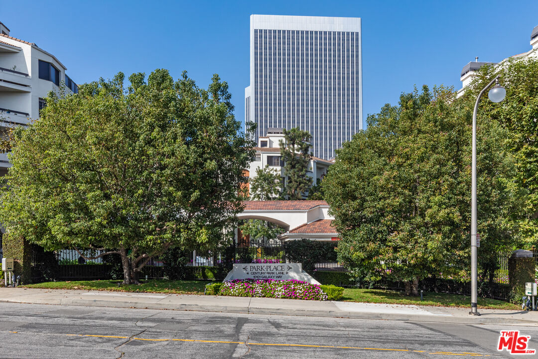 2102 Century Park Ln Unit: 311