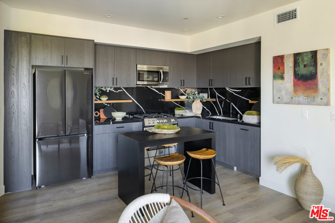 1110 S Spaulding Ave Unit: 503