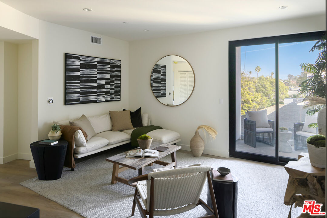 1110 S Spaulding Ave Unit: 503