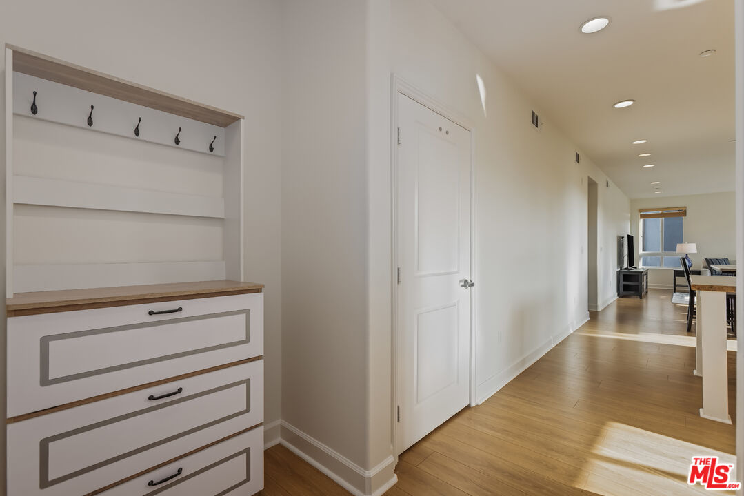 12887 Runway Rd Unit: 3