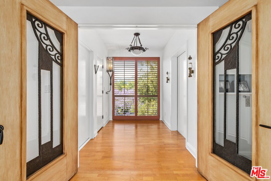 455 N Oakhurst Dr Unit: 3