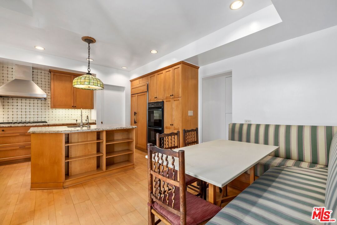 455 N Oakhurst Dr Unit: 3