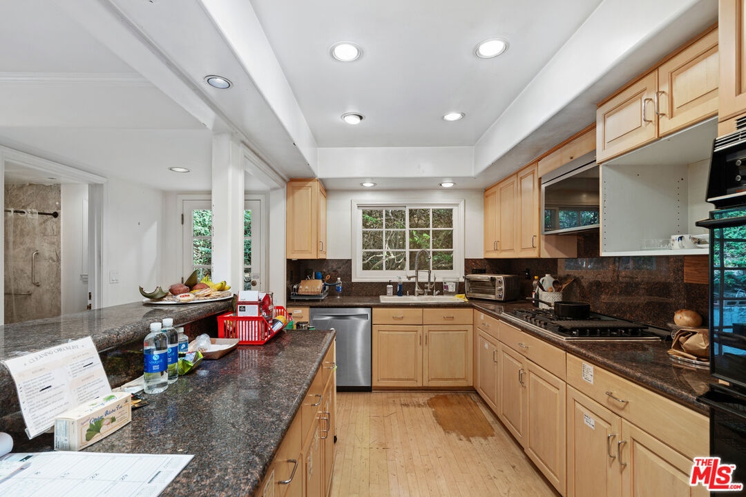 1340 Sierra Alta Way