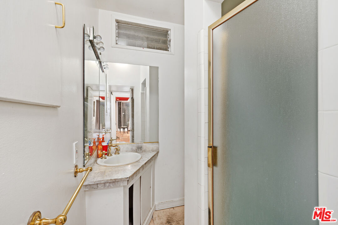 1340 Sierra Alta Way