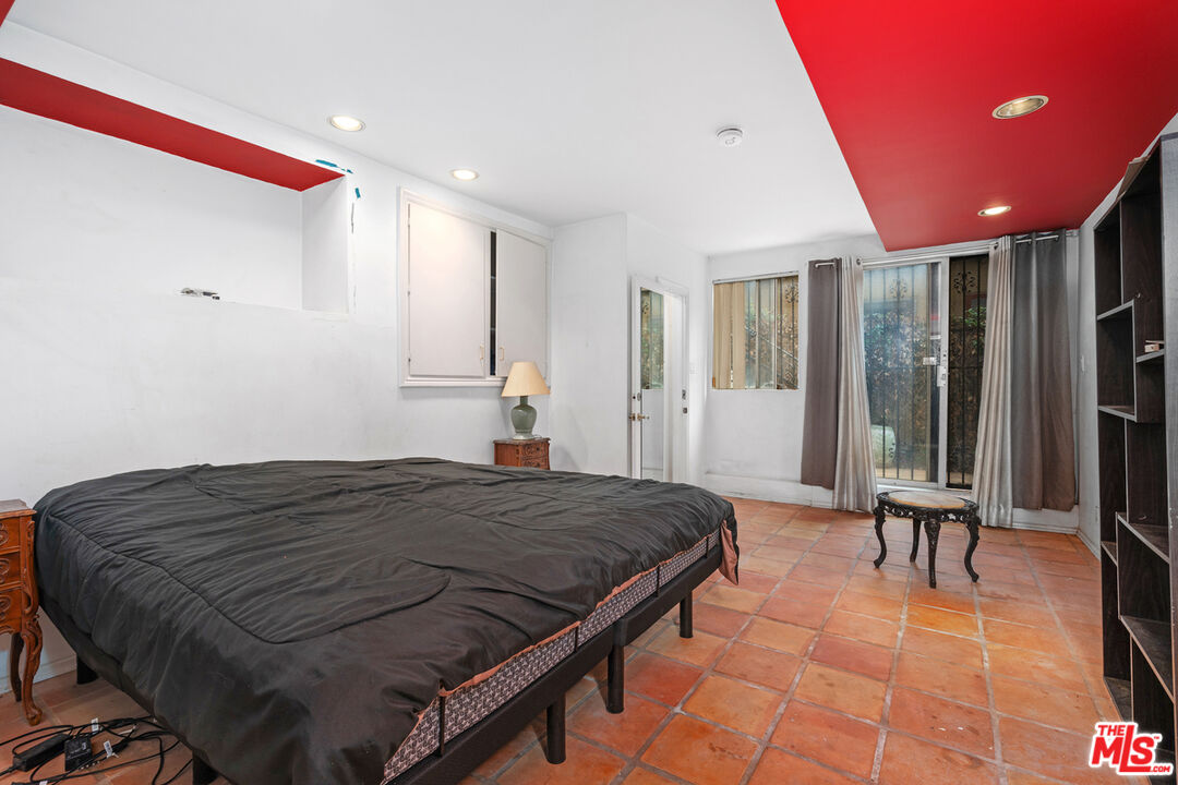 1340 Sierra Alta Way