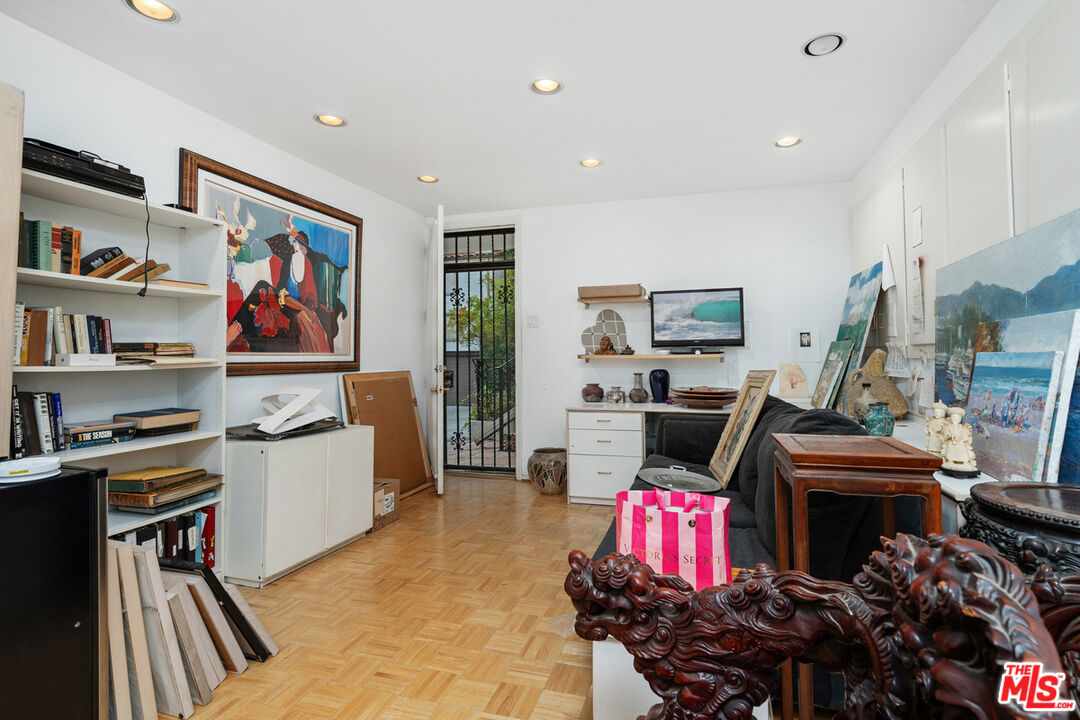 1340 Sierra Alta Way