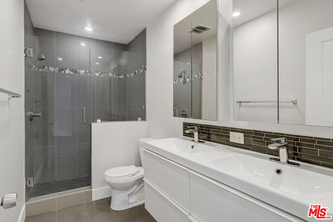 1055 S Bedford ST Unit: 2