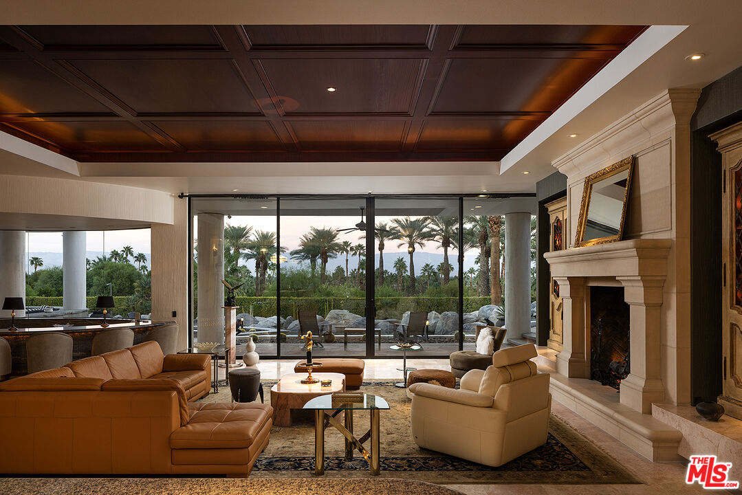 70418 Placerville Rd