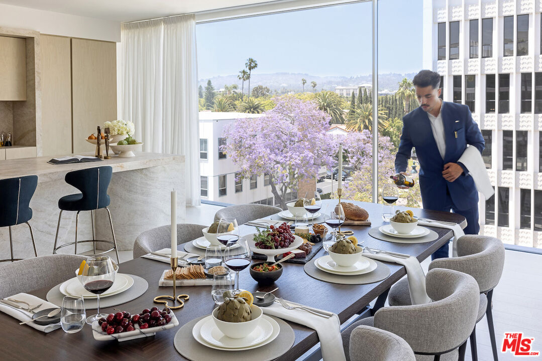 9200 Wilshire Blvd Unit: 202W