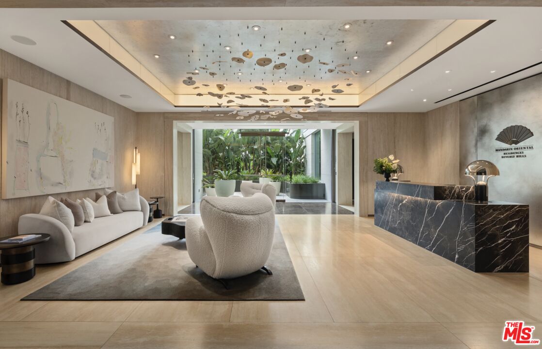 9200 Wilshire Blvd Unit: 305E