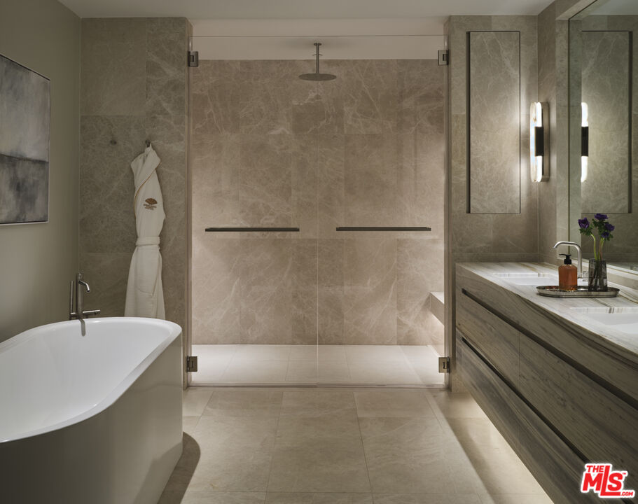 9200 Wilshire Blvd Unit: 306W